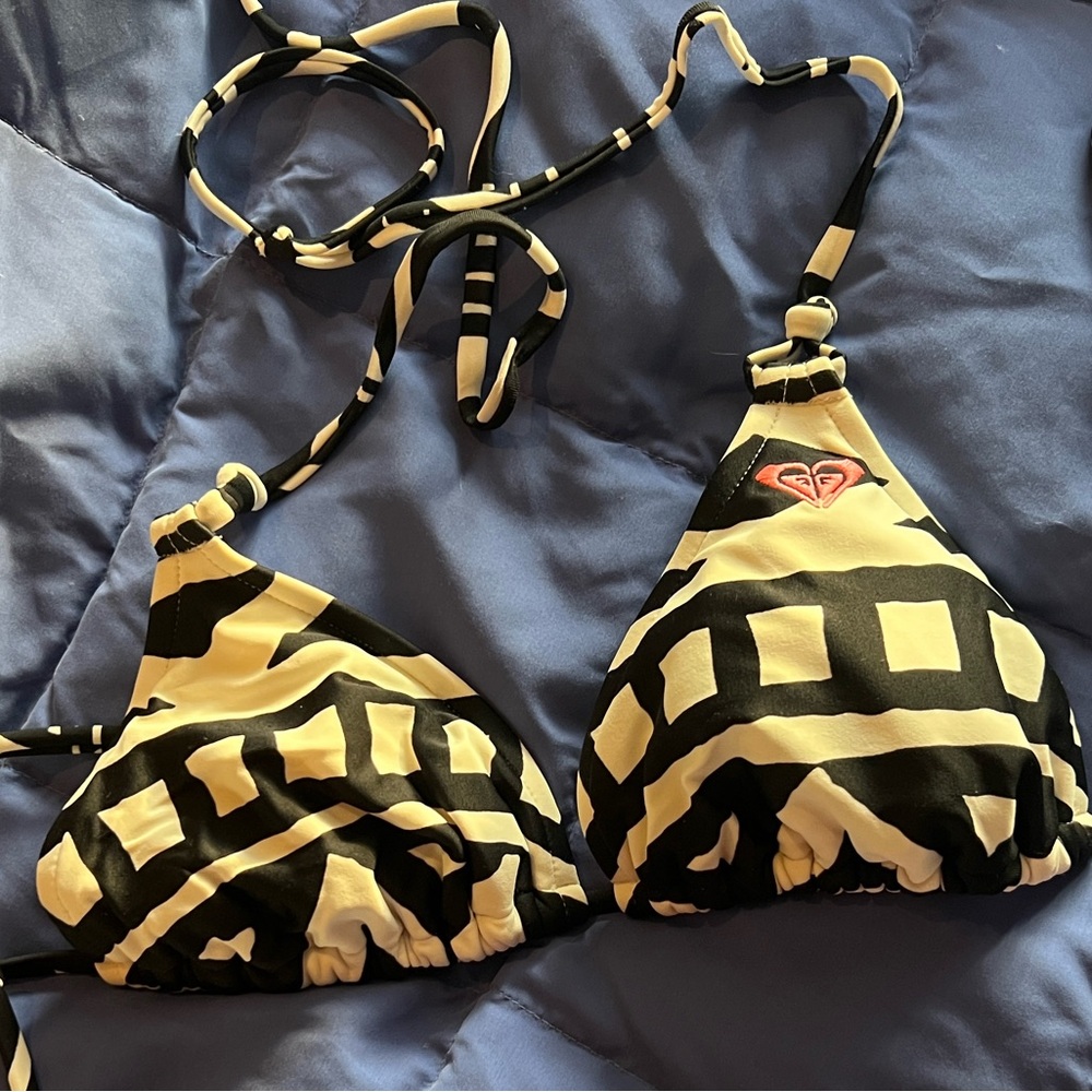 Roxy Black and white Bikini Top